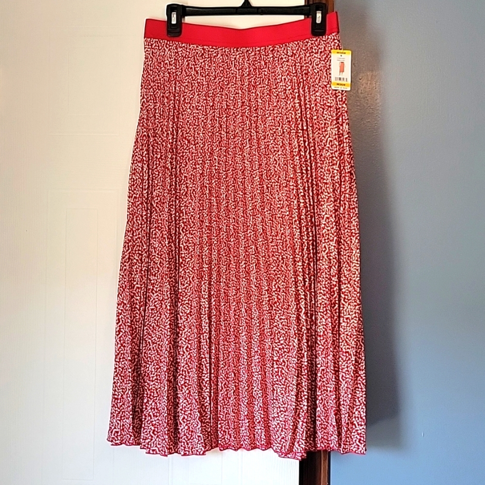 🆕️ Vince Camuto Women's Skirt Size Medium